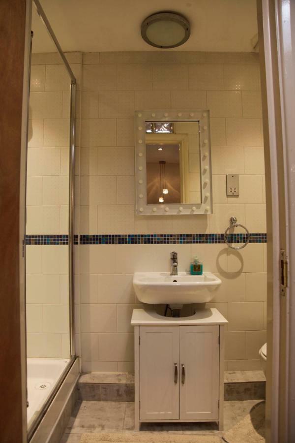Ravenscourt House Hotel Londra Esterno foto